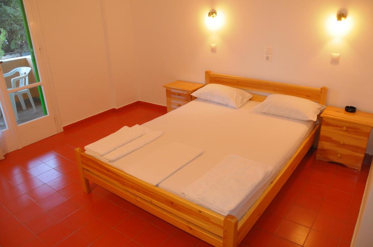 Chalikias Rooms Asprogerakata 外观 照片