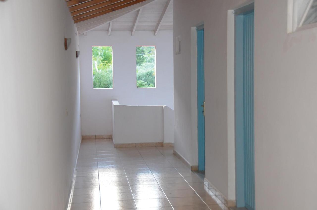 Chalikias Rooms Asprogerakata 外观 照片